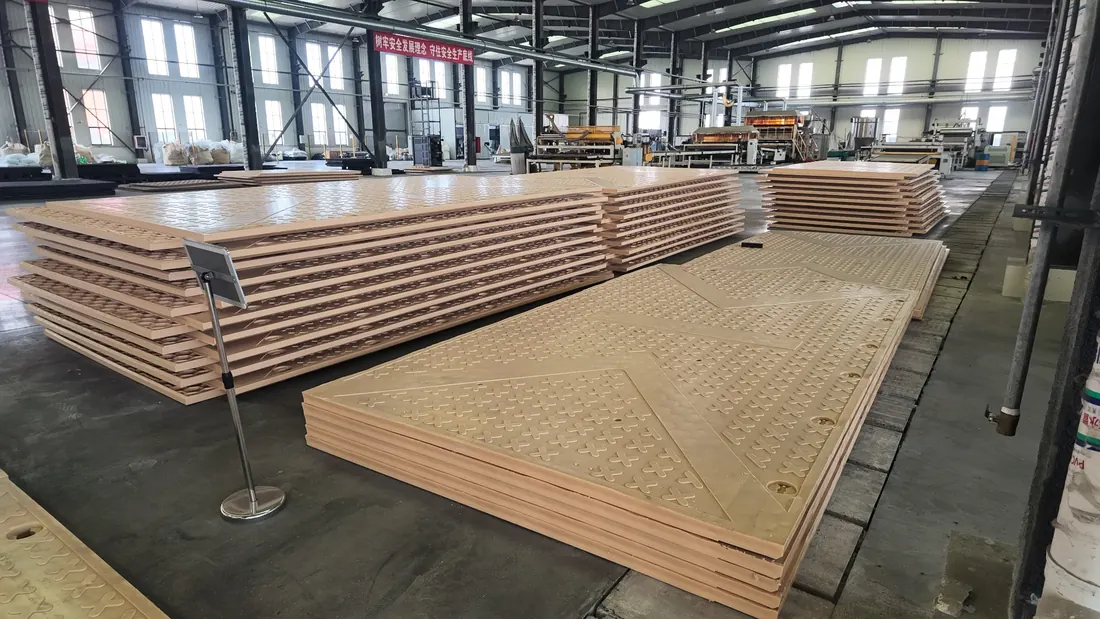 ألواح طرق مجوفة UHMWPE