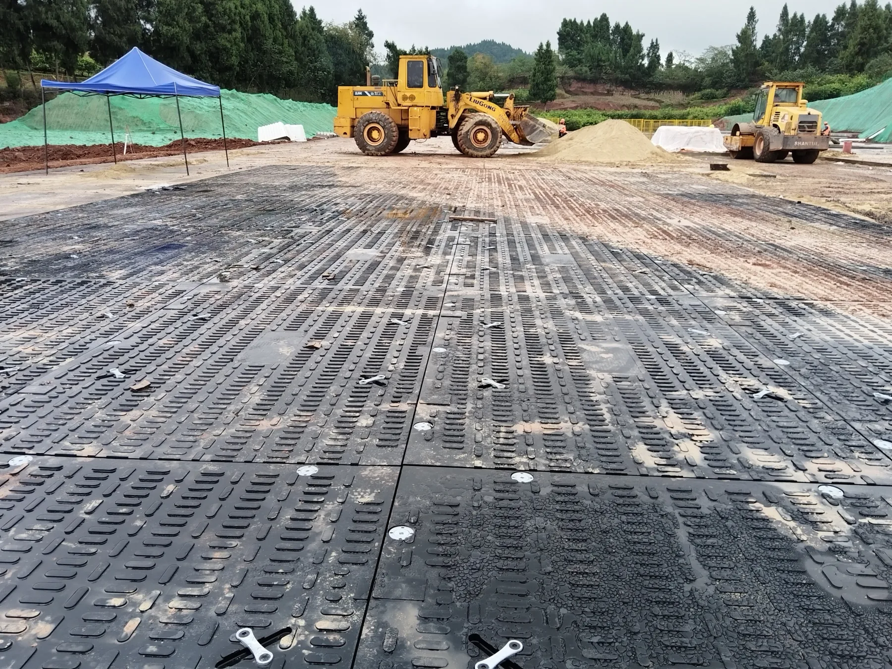 Construction & temporary access